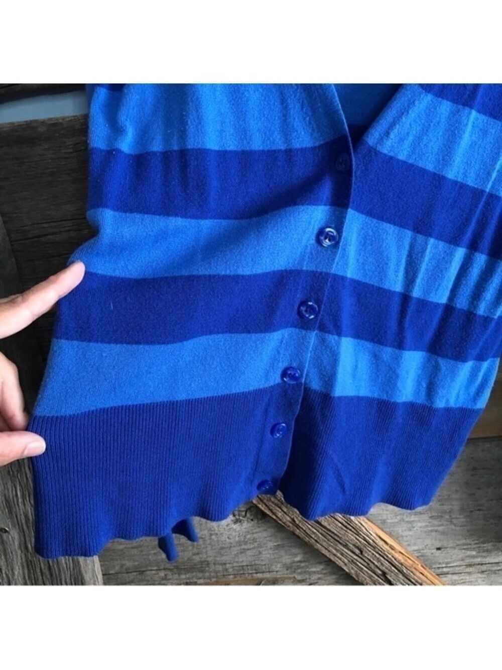 RICKI'S Size Large Blue Striped Cardigan - Picture 2 of 6